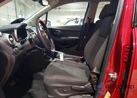 2015 Chevrolet Trax 1Ls z USA, uszkodzony, nr VIN KL7CJPSB6FB234557